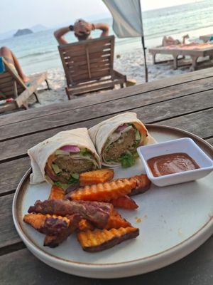 Falafel wrap vegan at Mad Monkey in Koh Rong