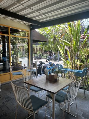 Outside sittingg  at Canteen Cafe in Canggu