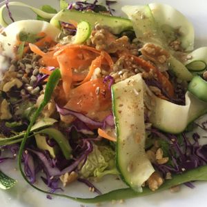 awesome salad at Plaer Vegetaria in Mallorca