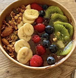 Smoothie bowl  at Sunrise Coffee in Antibes