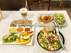 Perfect amount for 2 people: bread-breakfast, "salmon-"breakfast, salad and iced-latte (+ a piece of pie not on the picture). at No Milk Today in Berlin