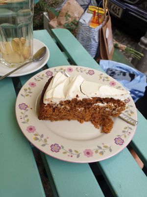 Glutenfrei: Möhre-Walnuss at No Milk Today in Berlin