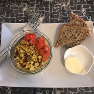 tofu scramble  at No Milk Today in Berlin