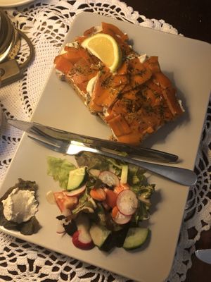 Lachsbrot Frühstück  at No Milk Today in Berlin