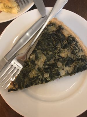Spinat Tomaten Quiche  at No Milk Today in Berlin