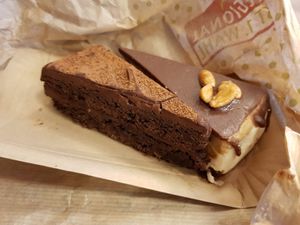 Tolle Kuchen, auch zum Mitnehmen at No Milk Today in Berlin