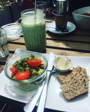 Tofu scramble and vegan shake at No Milk Today in Berlin