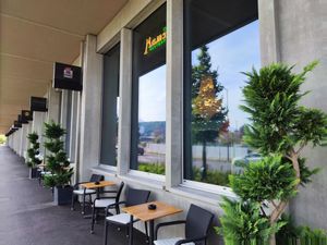 Limited outdoor seating at Mami's Gastropub in Emmen