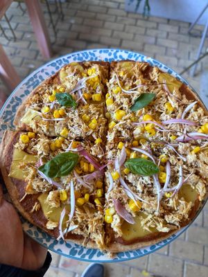 Pizza de desmechado   at Marietta Vegan in Marinilla