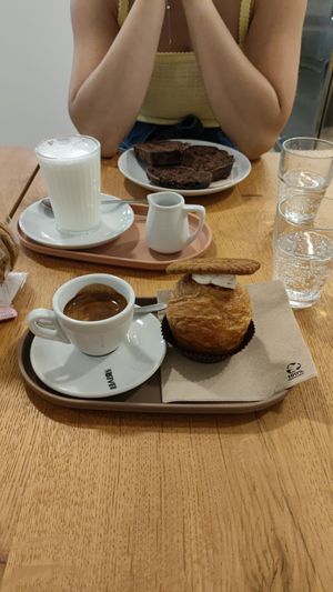 Vegan lotus e pane at LALE in Perugia
