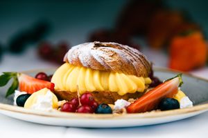  at Caesar's Restaurant & Lounge in Brissago