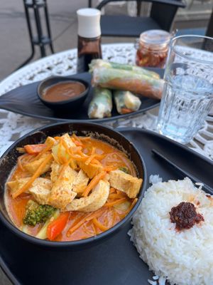 Spring rolls in the back and cashew nuts tofu in chilli sauce in the front. at Sen Chay in Helsinki