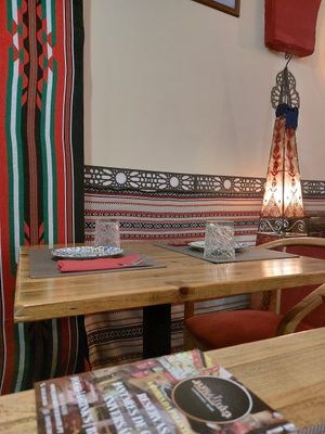 Mesas at Jafra Restaurante & Shisha Lounge in Lisbon