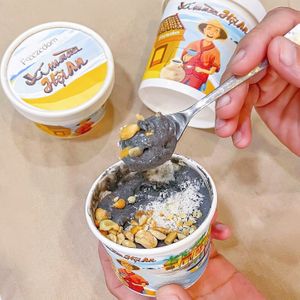 Xí Mà Hội An / Black Sesame - Vegan gelato with black sesame seeds and coconut milk base at Freezedom Hoi An in Hoi An