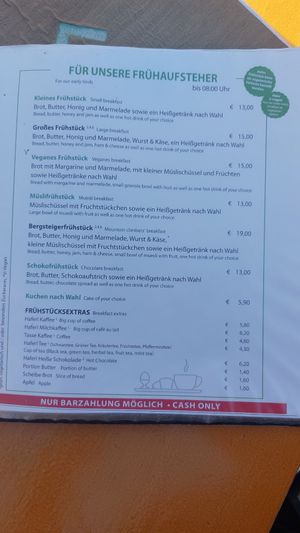 Vegane Kennzeichnung at Höllentalangerhütte in Grainau