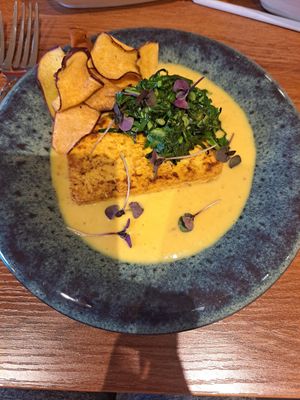 Tofu in mango sauce at Vrasserie in Porto