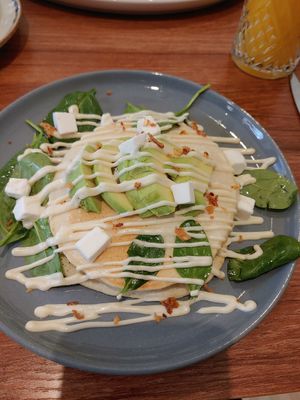 Savory pancakes at Vrasserie in Porto