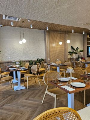  at Vrasserie in Porto