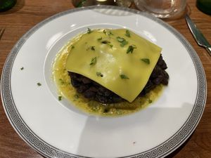 Portobello with vegan cheese   at Vrasserie in Porto