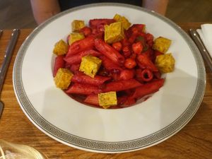 Beetroot pasta at Vrasserie in Porto