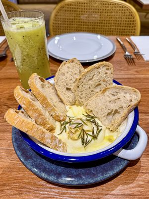   at Vrasserie in Porto