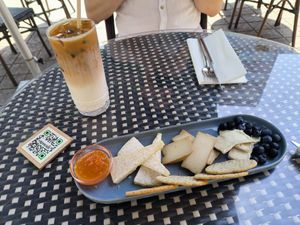  at Vrasserie in Porto