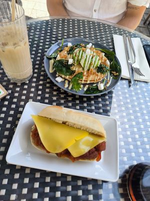  at Vrasserie in Porto