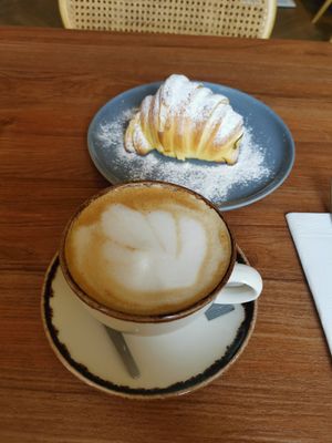  at Vrasserie in Porto