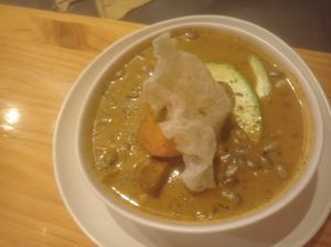 Buonissima zuppa al latte d avena e seitan at Kuruba in Cuenca
