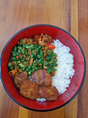 RICEBOWL LAWAR VEGAN at WEGANSKIE in Kuta