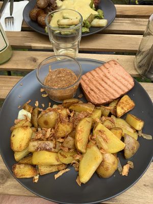   at EMILIA Bistro | Vegan Bistro in Zittau