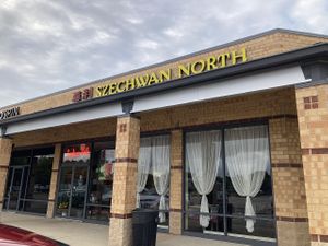 Exterior  at Szechwan North in Glenview