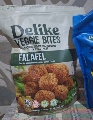 Falafel bites de Delike 🧆♥︎ at Abasto Vegano in Mexico City