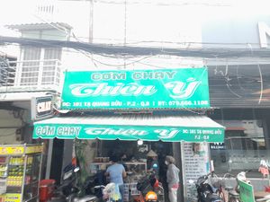 Main sign outside at Thiên Y in Ho Chi Minh City