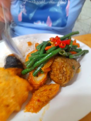 My pre cooked vegan food at Thiên Y in Ho Chi Minh City