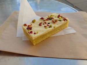 Lemon brownie at Thunberg's Kreative Hjørne in Copenhagen
