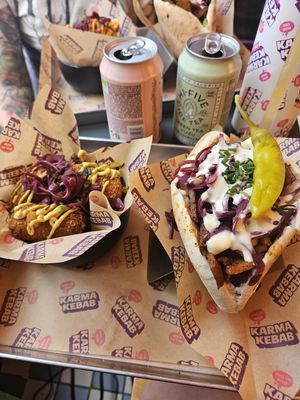 Rendang Croquettes und The Classic Lowlander at Karma Kebab in Amsterdam