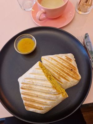 Breakfast burrito at Prince Peach in Berlin