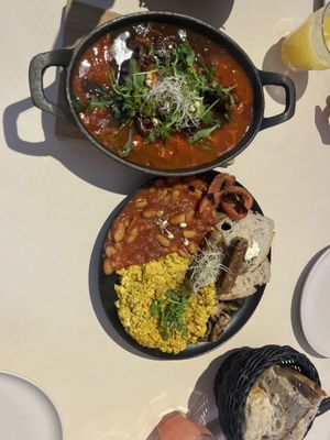 Shashuka and English breakfast   at Prince Peach in Berlin