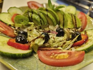 Avocado salat at Maza in Aschaffenburg