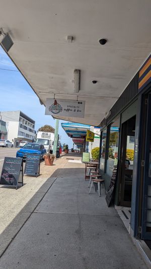 Highway frontage at Cassowary Café in Belmont