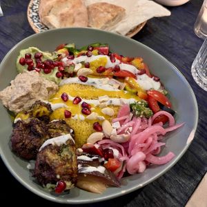 Santorini bowl  at Bon Goût in Basel