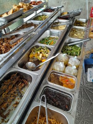 Com chay selection at Như Ý in Ho Chi Minh City