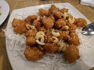 "Honey chicken" at Vegie Bowl in Forest Hill
