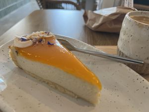 Maracuja, Käsekuchen🥳  at Cafelina in Freising