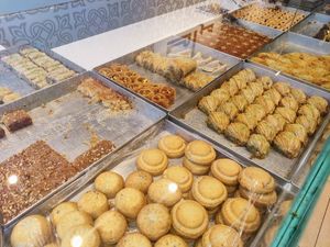 Vetrina at Pasticceria Mourad - Via Marghera in Milan