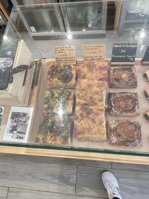 Vegan focaccia   at Terço do Meio in Ericeira