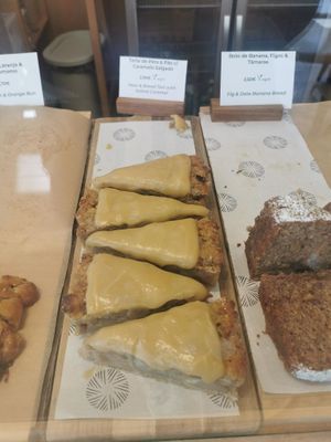 Vegan pear & bread tart (haven't tried this one yet) at Terço do Meio in Ericeira