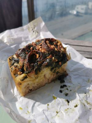 Pesto focaccia at Terço do Meio in Ericeira