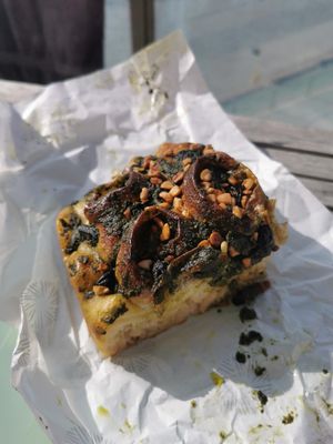 Pesto focaccia at Terço do Meio in Ericeira